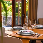 Vila Agradable Y Familiar, Con Piscina 