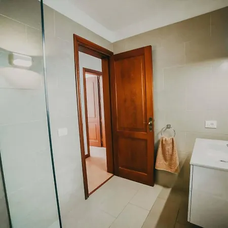 Vila Agradable Y Familiar, Con Piscina 