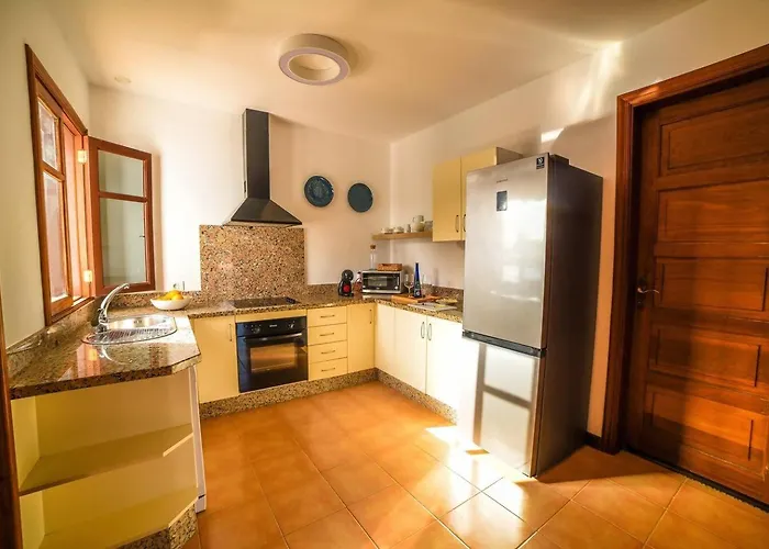 빌라 Agradable Y Familiar, Con Piscina 